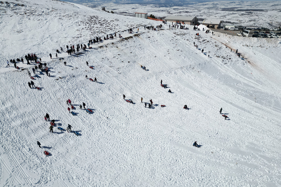 ALADAĞ KAYAK MERKEZİ - DERBENT